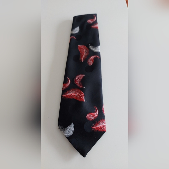 Morrie Gold Tie - Picture 7 of 12